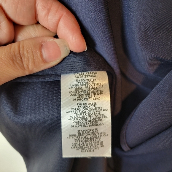 NWT Betsy & Adam Elle Long Sleeve Side Ruffled Slit Gown Navy Sz 4 - Picture 13 of 13